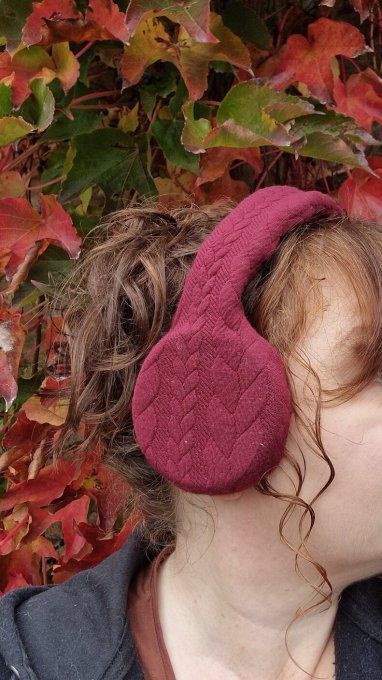 Cache oreille Bordeau