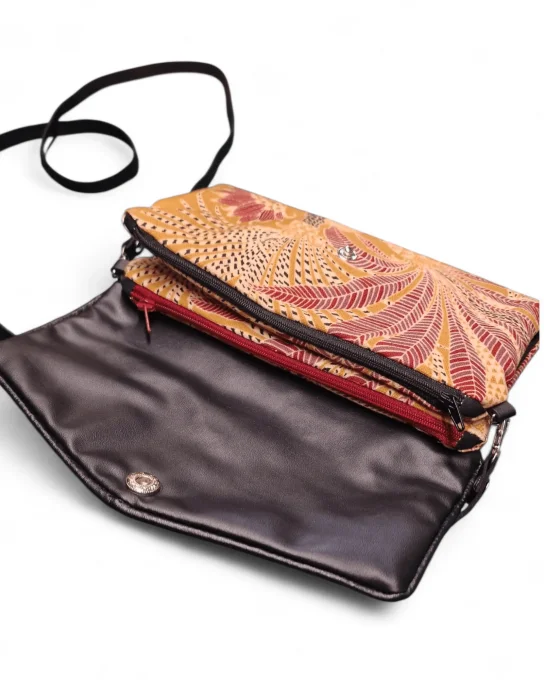 Mini sac portefeuille Azora ouvert avec deux poches zippées